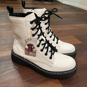 Sincerely Jules Combat Boots White Lace up Boots Harley New SIZE 9M